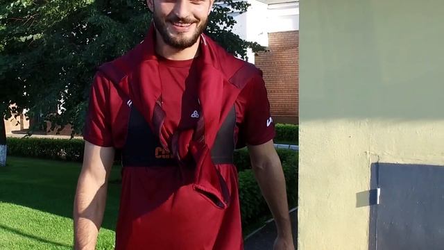 ТРЕНИРОВКА ПЕРЕД МАТЧЕМ смотреть онлайн