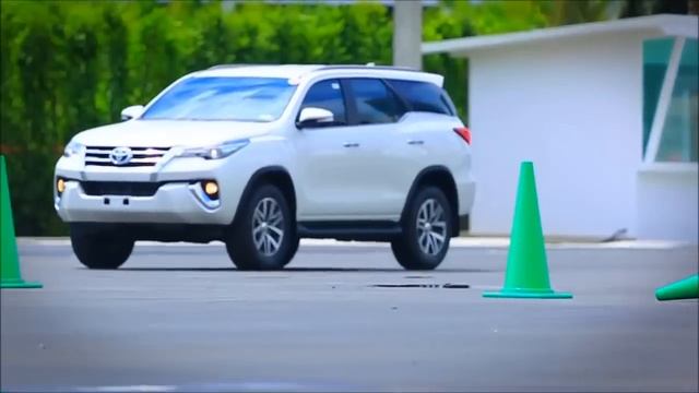 NEW ► 2018 Toyota Fortuner - Test Drive смотреть онлайн