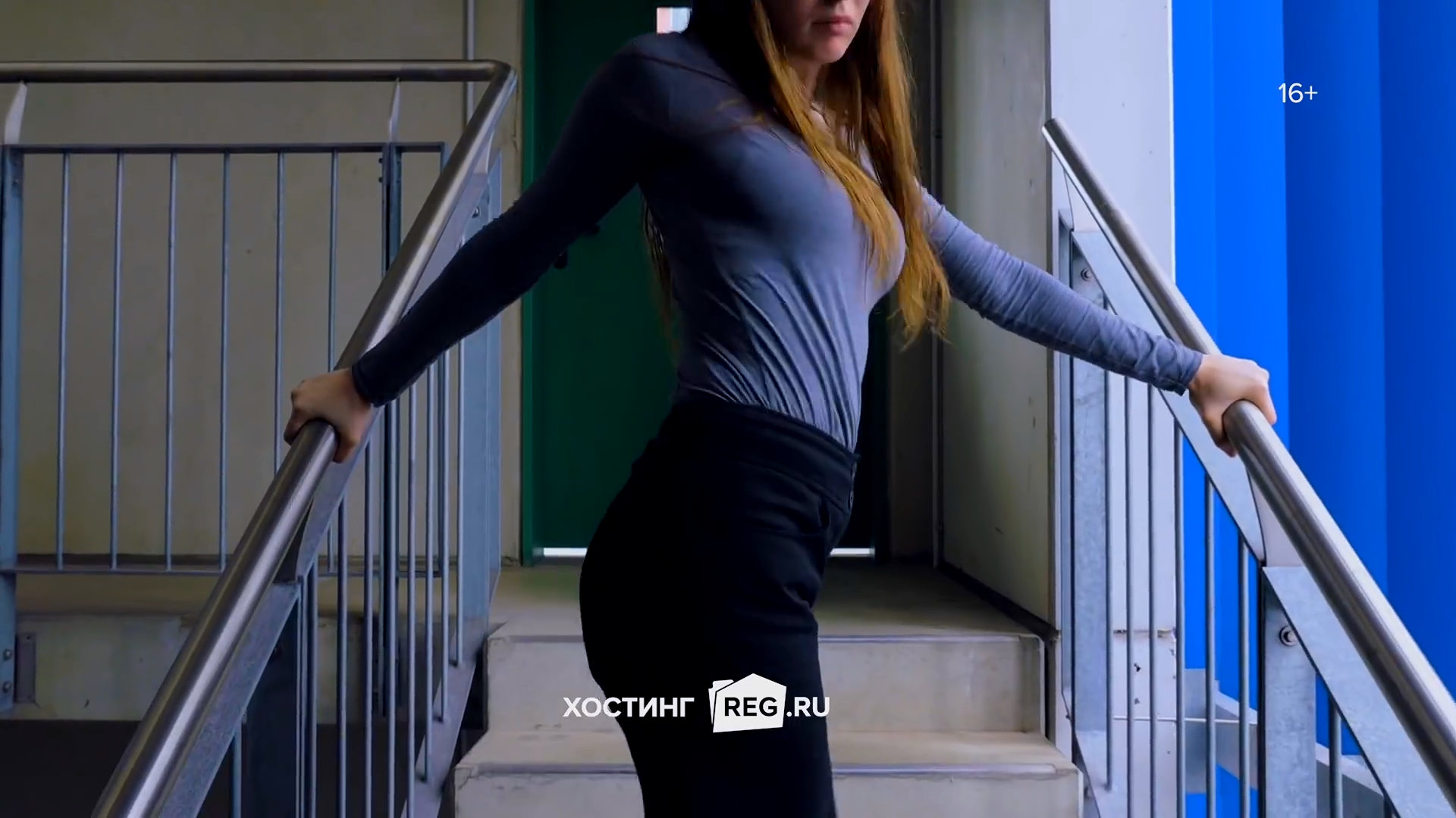 Потрясающий трек на целый час REG.RU