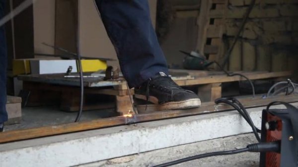 Сварочный аппарат DAEWOO MINI DW 190 MMA — тестовый шов