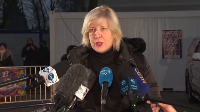 Мигрантов отзывают с границы смотреть онлайн