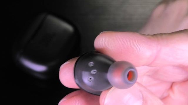 JBL TUNE120tws earbud not charging (how to - possible fix) смотреть онлайн