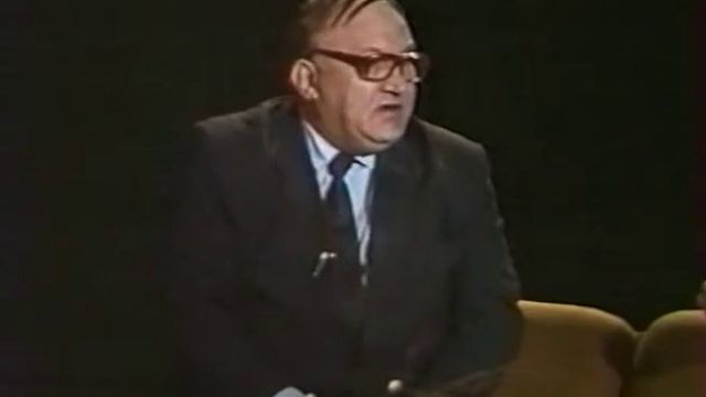 Прямое включение с Азаматом Саитовым (октябрь 1991 года, видеоканал +11) смотреть онлайн