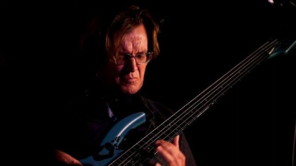 CAB / Tony MacAlpine / Bunny Brunel / Dennis Chambers - CAB - Timidity++ #9