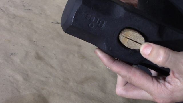 How To Replace A Sledgehammer Or Maul Handle (5 Tips) смотреть онлайн