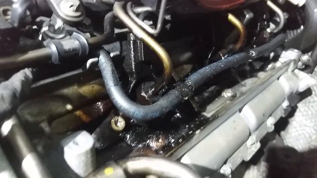 Mercedes CDI OM 642 Injektor undicht Ausbau removal extraction ohne Schlaghammer смотреть онлайн