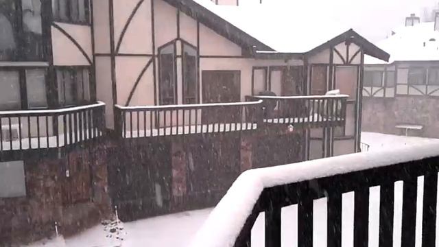 снег хрустит смотреть онлайн