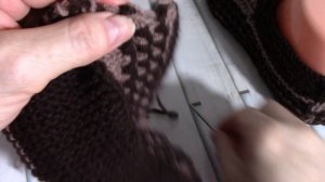 СЛЕДКИ - ТАПОЧКИ.2 Без Шва 2-мя спицами.Красивые КРОКСЫ