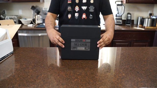 TOKYO MARUI SG-09R GBB Pistol Unboxing [RE4 Remake]