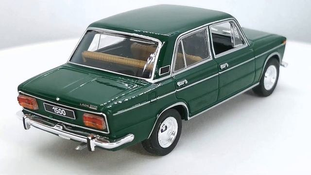 Масштабная модель автомобиля ВАЗ-2103 «Жигули» темно-зеленого цвета, Ixo (CLC463), 1:43. смотреть онлайн