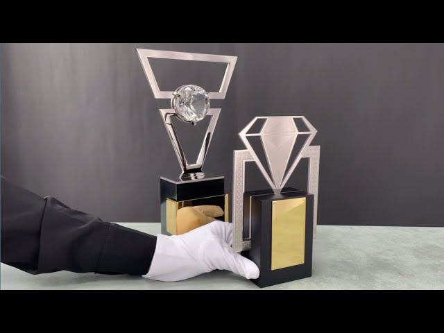 Новинка с тысячей граней: бизнес-подарок «Особо ценный»