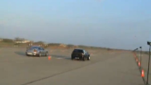 Honda Civic 2.0 Killer-Bee Turbo Vs. Porsche 996 GT2