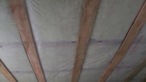 Черновой потолок по деревянным перекрытиям. Пароизоляция и доска. Обзор