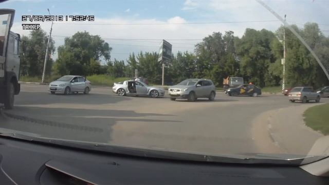 дтп у КПП на московском шоссе смотреть онлайн