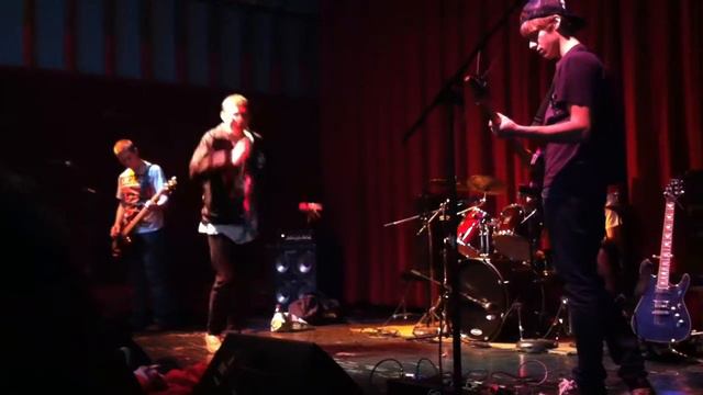 Out of Step - The Sky, The Sea + Blinded by Hate - First Show 4/8/11 смотреть онлайн