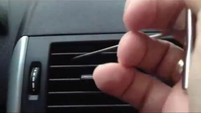 Mercedes Benz A class W169 Remove Central Airflow Deflector смотреть онлайн