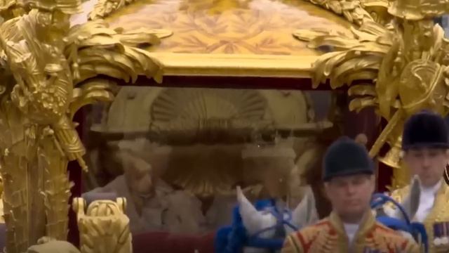 Мир не заметил коронации Карла III