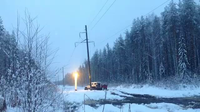 Учения в филиале "Комиэнерго" #3. Замена изолятора смотреть онлайн