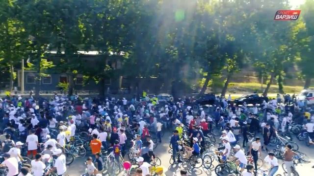 Таҷлили бошукӯҳи иди Парчам дар пойтахт смотреть онлайн