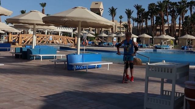 На Самокате по Египту ! Стрит Трюки и Покатушки по Пустыне с AOneCool