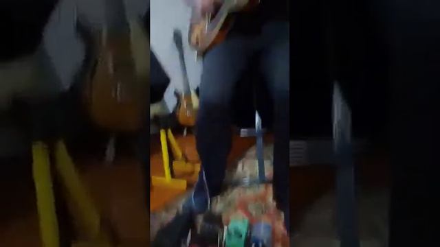 Два кольори AlEX CH смотреть онлайн
