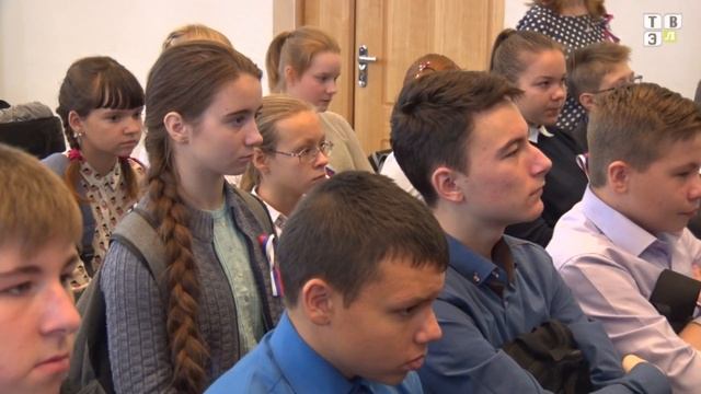 ТВЭл - Открытый урок ко дню народного единства прошел в школе №14 (30.10.17) смотреть онлайн