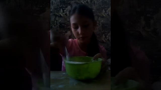 Как сделать лизуна без клея п в А из соды муки зубной пасты и крема смотреть онлайн