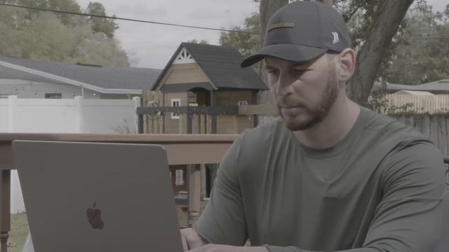 I Built a $1M AI App [No Code] смотреть онлайн