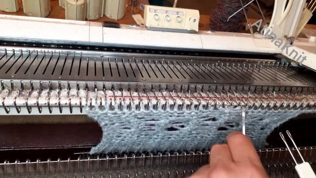 Рисунок "Большие соты" на любой вязальной машине. 1ый способ вязки смотреть онлайн
