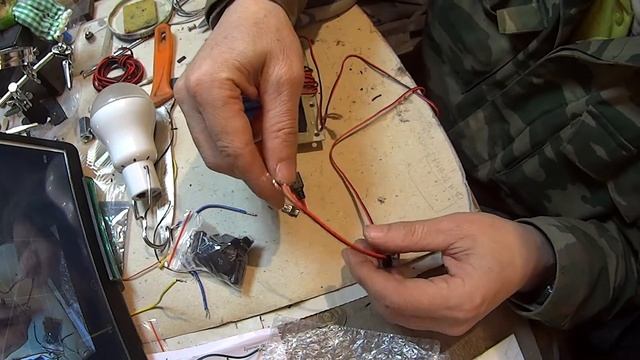 Ремонт лампы для палатки Tent lamp repair смотреть онлайн