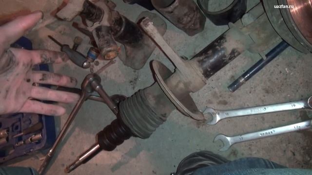 Будни #3 Куда пропал. Разговоры. Меняем пыльник шруса. смотреть онлайн