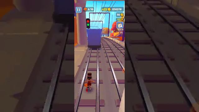 Играю в сабвей серф смотреть онлайн