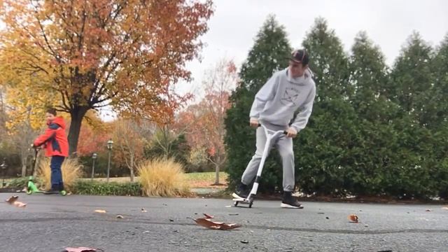 Scoot edit with BIG BOY PRODS OWNER смотреть онлайн