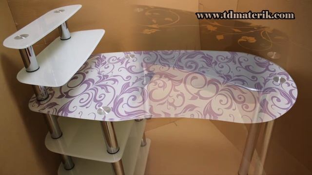 Маникюрные столы из стекла от производителя ООО "Материк". смотреть онлайн
