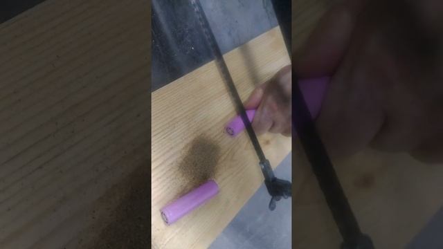 Вот такие китайские аккумуляторные батарейки....задумайся смотреть онлайн