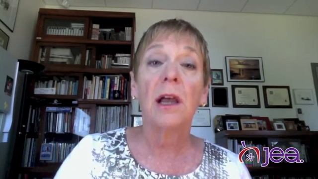 Candace Perkins Bowen discusses front-page advertising смотреть онлайн