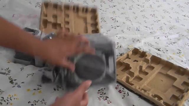 Unboxing Logitech LS21 2.1 Stereo Speaker System смотреть онлайн