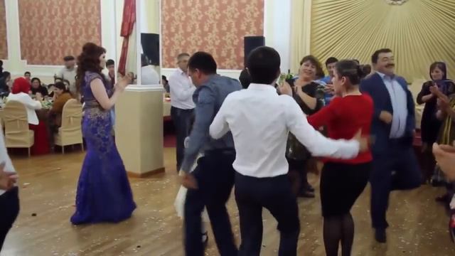 Даргинская Бомбовая  Свадьба Поет Исабег - 2018