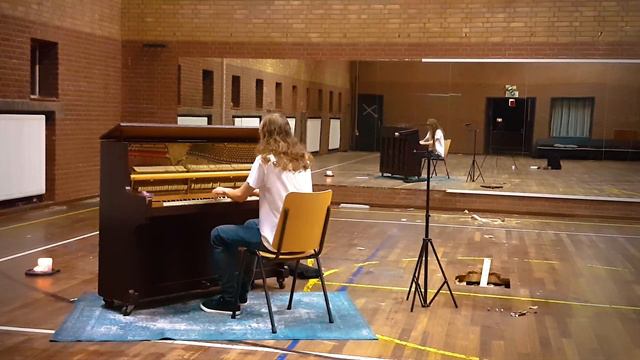 Caramelldansen ft. FORMER Crack Piano in even better spot! смотреть онлайн