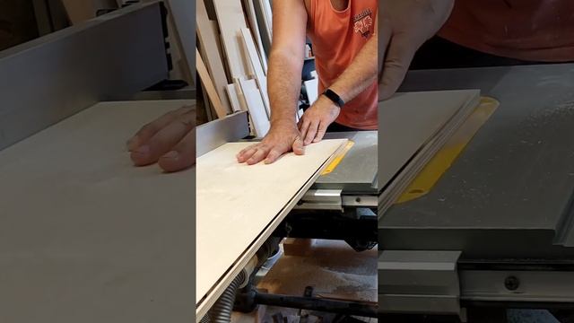 фанера 10мм. запил под 45⁰ смотреть онлайн