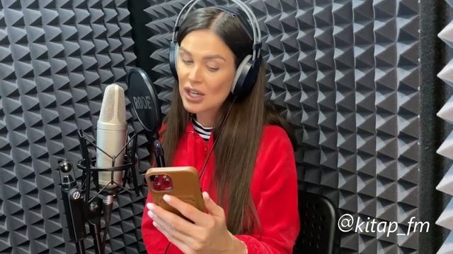 Җырчы Ильвина шигырь укый. Син киткэннэн бирле елаган юк смотреть онлайн