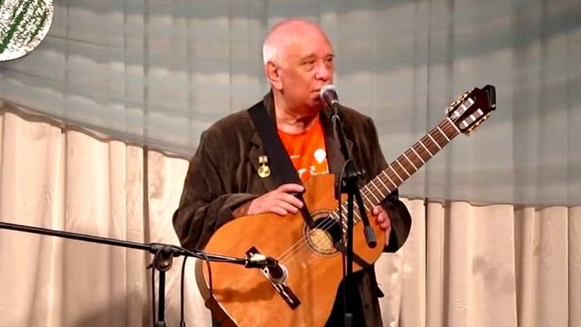 Михаил Кукулевич.Читает стихи. смотреть онлайн