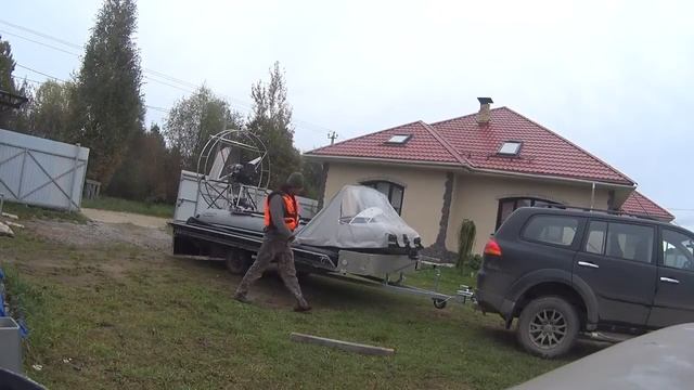 погрузка на прицеп СВП Бриз 420 22S / Hovercraft  Breeze