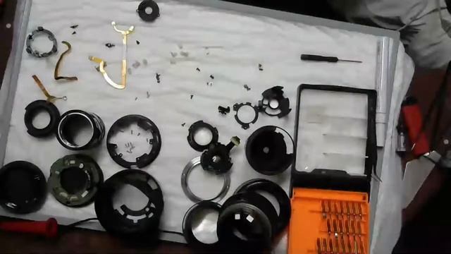 Бес-сонница пытаюсь отремонтировать Объектив Canon EF-S 17-85 смотреть онлайн