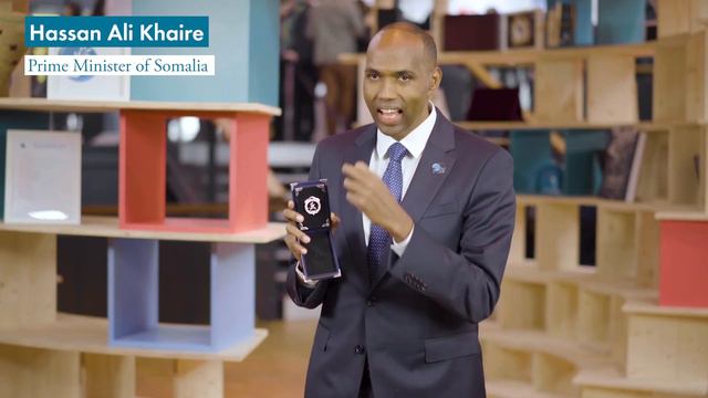 Peace Globe With The Prime Minister Of Somalia, Hassan Ali Khaire | Paris Peace Forum 2019