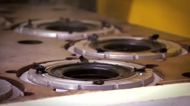 Новые поршни Unipiston® от Federal-Mogul смотреть онлайн