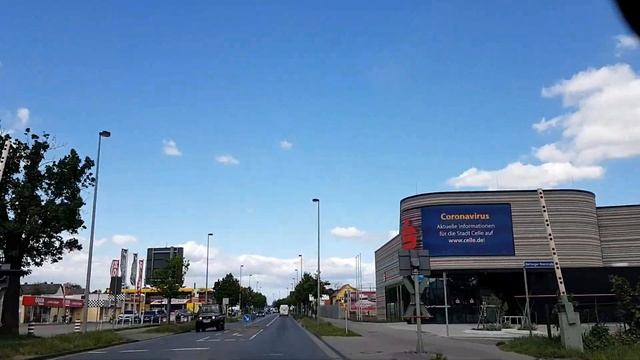 В ГЕРМАНИИ ЕСТЬ ВСЁ, НО ПО ЧУТЬ-ЧУТЬ.. смотреть онлайн