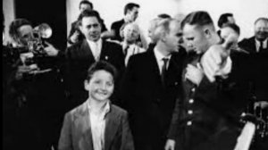 визит юрия гагарина в лондон и как он разрушил традиции королевы елизаветы