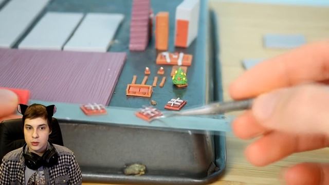 ПЕРВЫЙ ЭТАЖ ДОМА ГРЕННИ ИЗ ПЛАСТИЛИНА! ФИГУРКА ДОМА БАБУЛИ GRANNY! - ПОДВАЛ ГРЕННИ СВОИМИ РУКАМИ #4 смотреть онлайн