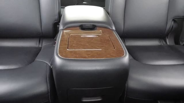 INFINITI QX80 SUV Kiraladık: Günlüğü 70 Dolar смотреть онлайн